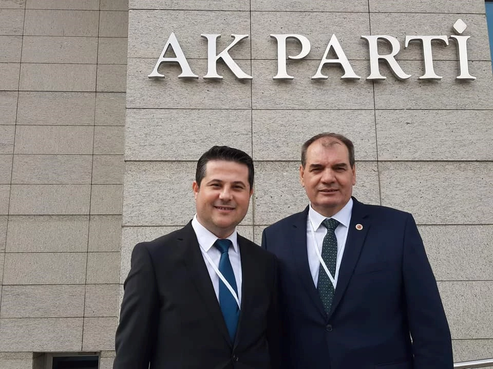 AK Parti’den “Türkiye İçin İnandığın Yolda Yürü” Toplantısı