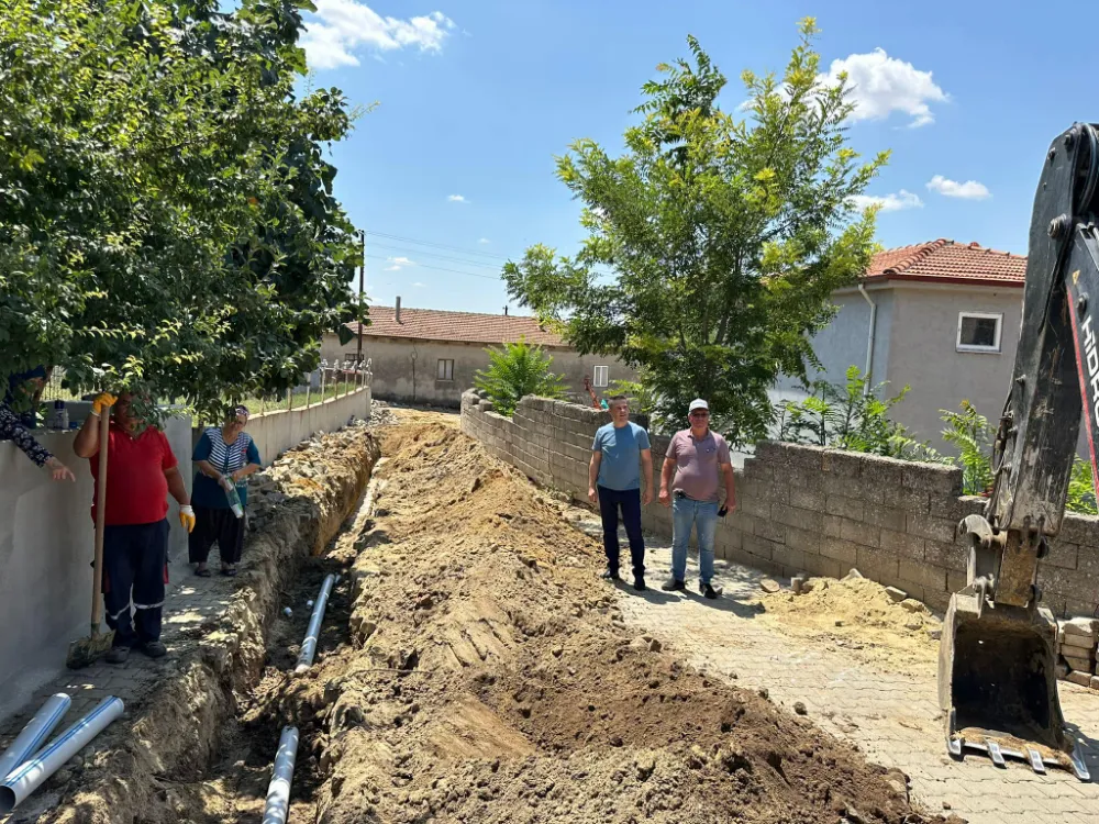 İbriktepe’de Kanalizasyon Çalışmaları Devam Ediyor