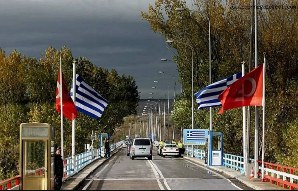 Komşu Yunanistan, Türkiye’ye sınırı olan kapılarını yeniliyor