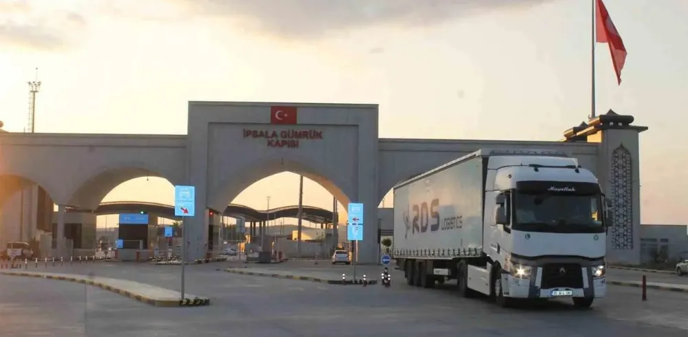 İpsala kapısı geçici olarak TIR trafiğine kapatıldı.