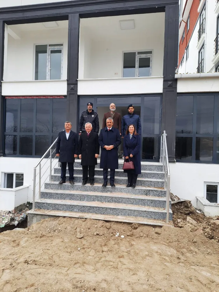 Vali Sezer,Yatılı Hafızlık  Kuran Kursunda İncelemelerde Bulundu.