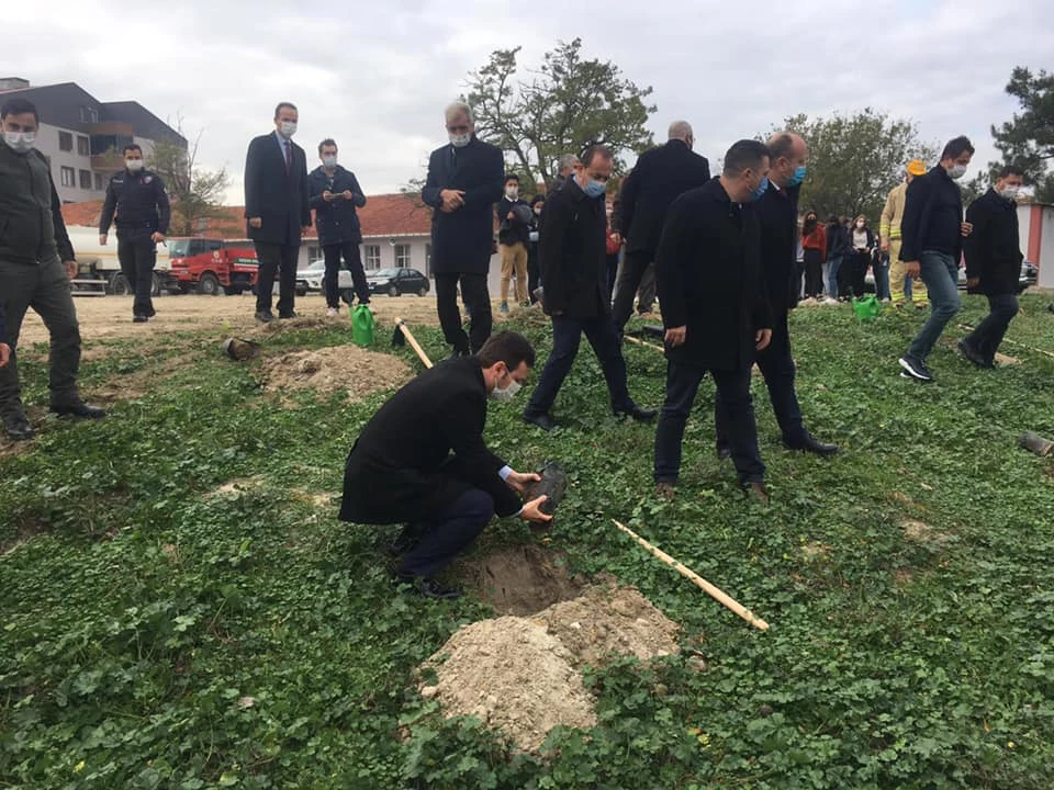 “Geleceğe Nefes ”Projesi İçin Fidan Dikildi.