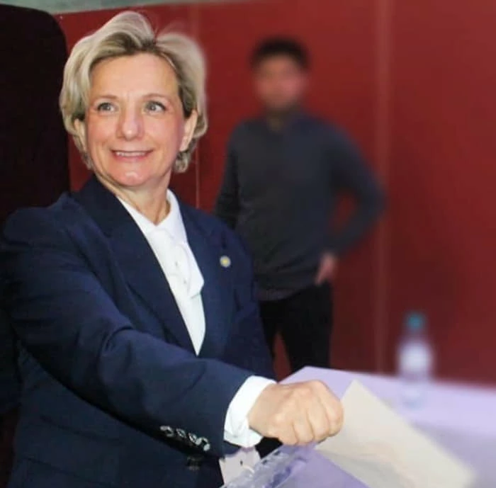 Serpil Tütüncü Yeniden İl Başkanı