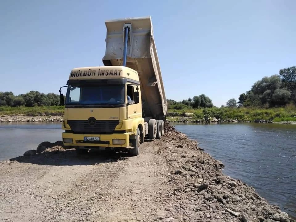 Meriç Nehrine Deniz Suyu Karışmaması İçin Set Yapıldı