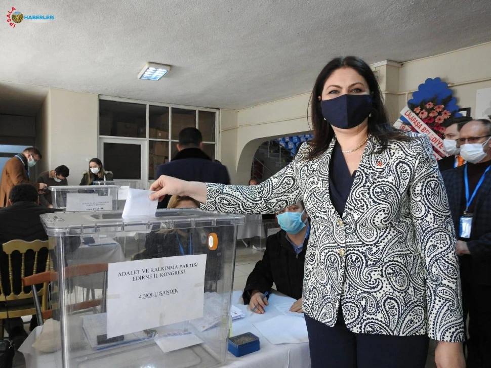 AK Parti kongresinde Belgin İba güven tazeledi