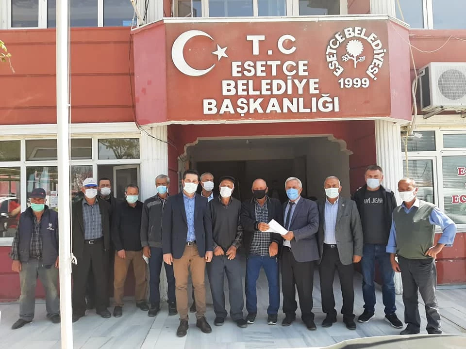 Esetçe ve Kumdere’de Tapular Verilmeye Başlandı